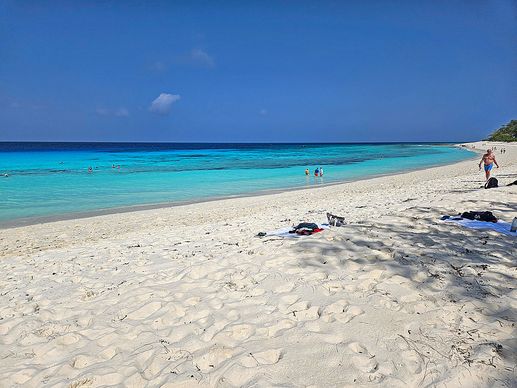 Assumption-Island: die Blautöne waren manchmal einfach nur kitschig