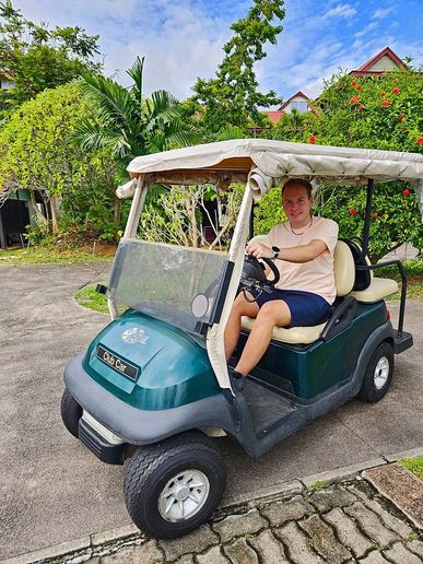 unser Elektro-Buggy namens "Seychellen-Bobby"