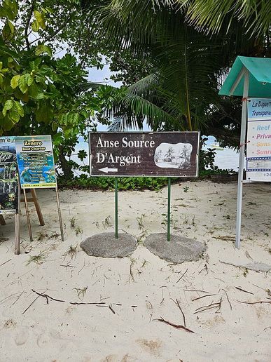 dann ging es zu einem der schönsten Strände der Insel