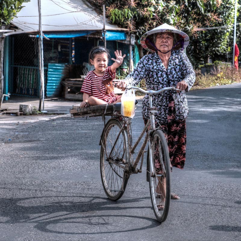 und es laufen unglaublich viele liebe Menschen durch die Strassen