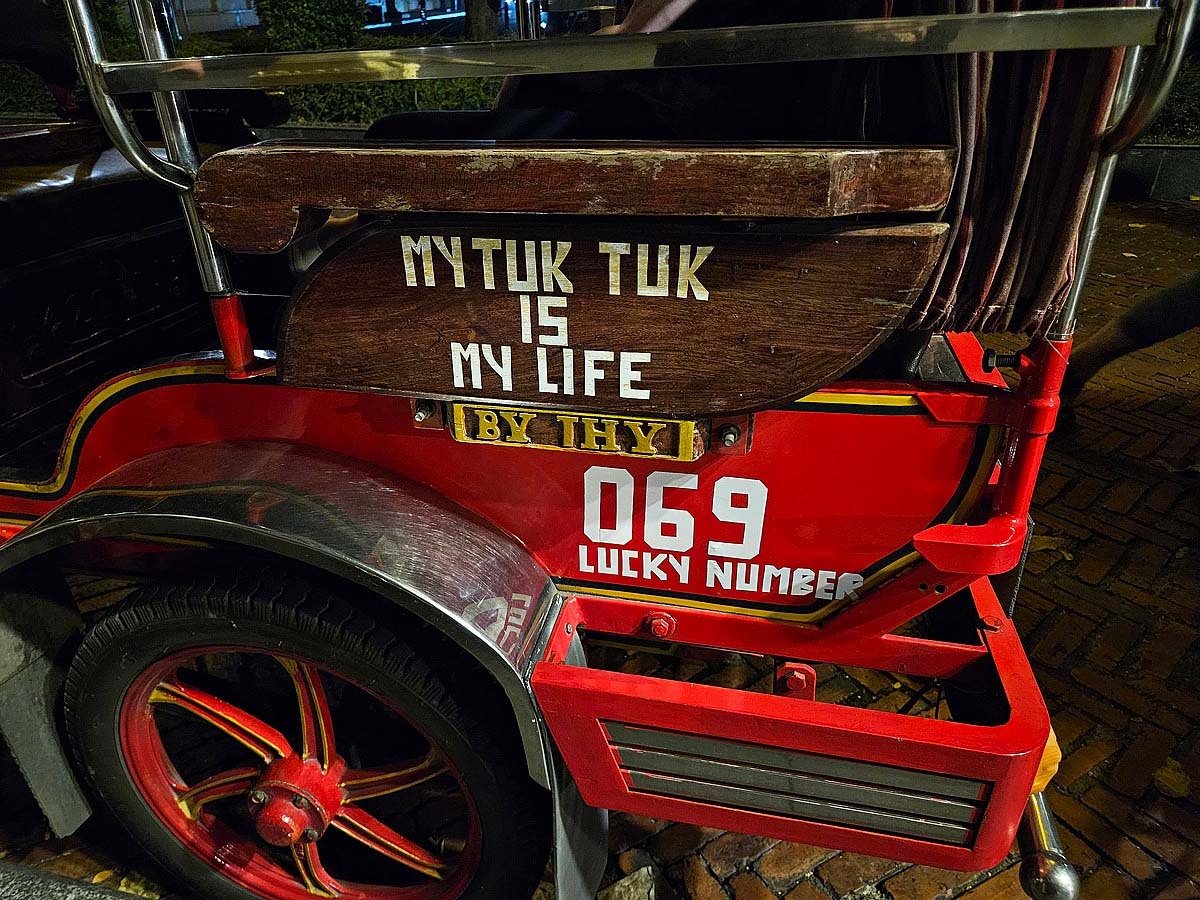 dieses TukTuk haben wir uns ausgesucht.....lach