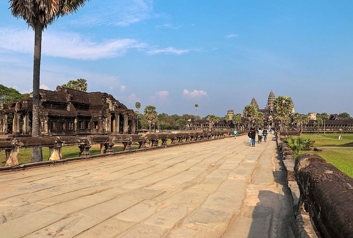 noch einen Blick auf Angkor Wat bevor die Dämmerung eintreten würde