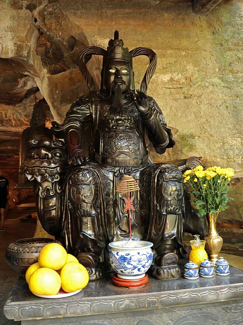 eine der Wächterfiguren